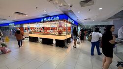Lucky Plaza (D9), Retail #529597541